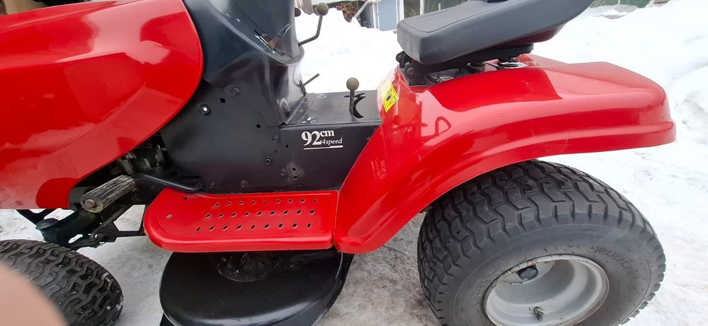 Traktorek kosiarka by Husqvarna