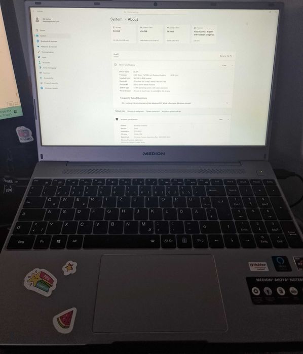 Medion e15303, Ryzen 7 -4700U, 16Gb