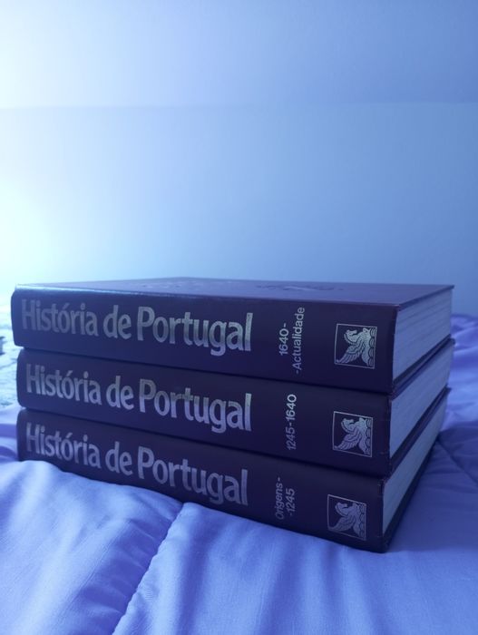 3 volumes da história de Portugal e os Descobrimentos portugueses