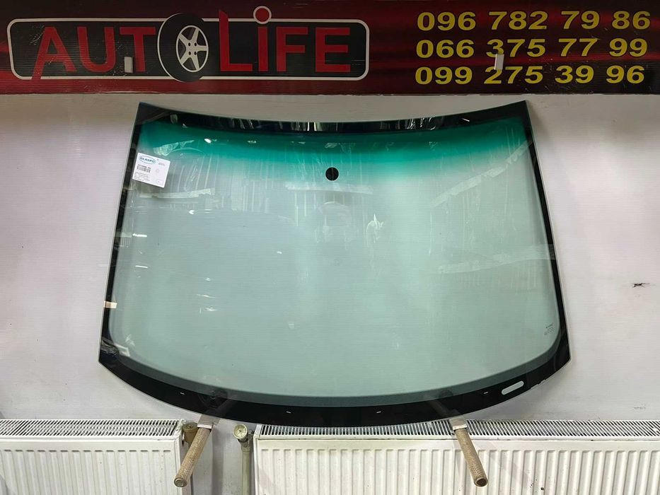 Лобовое стекло Ауди А4 Б5 Лобове скло Ауді Польское высокое качество