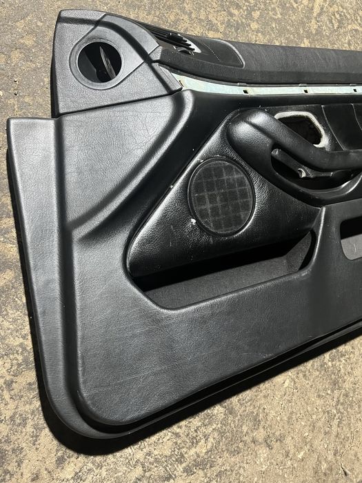 Передние карты дверей Е39