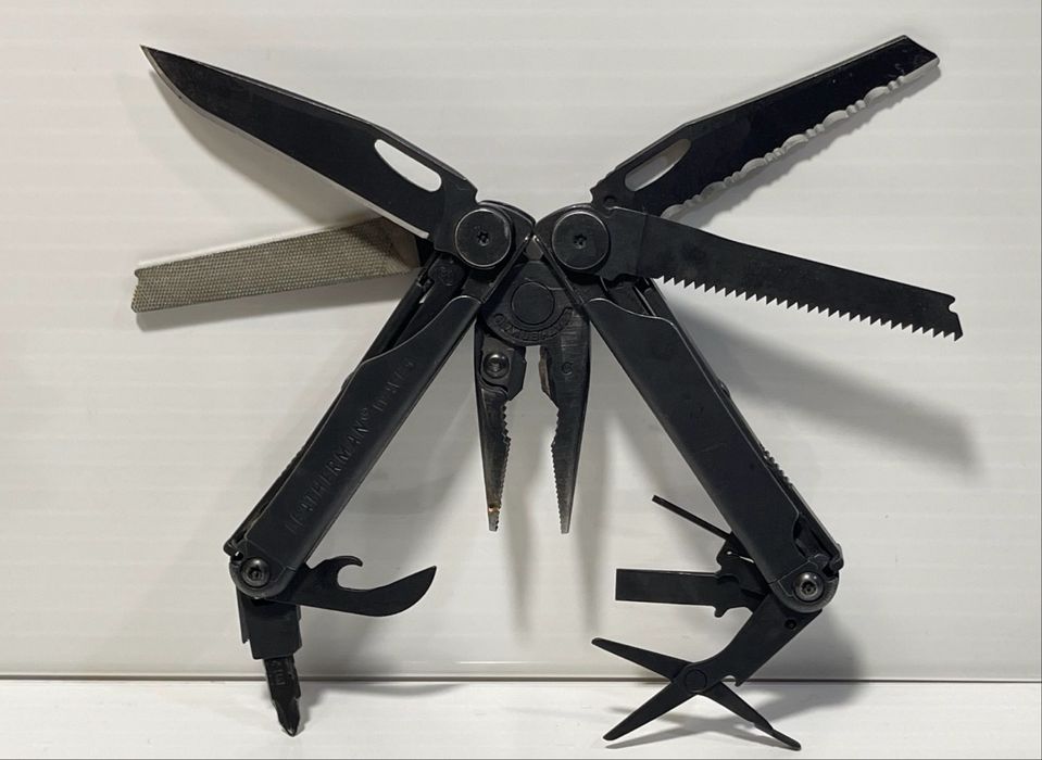 Мультитул Leatherman Wave Black