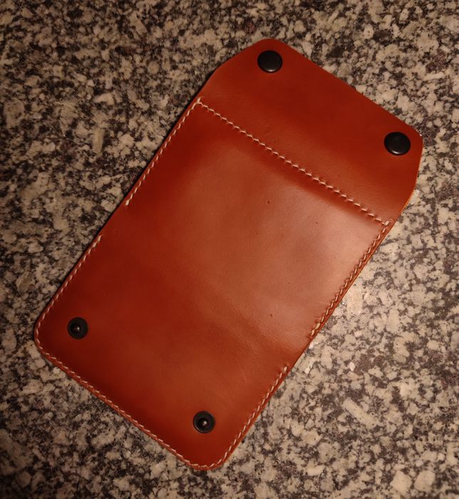 Мінімалістичний шкіряний гаманець ручної роботи