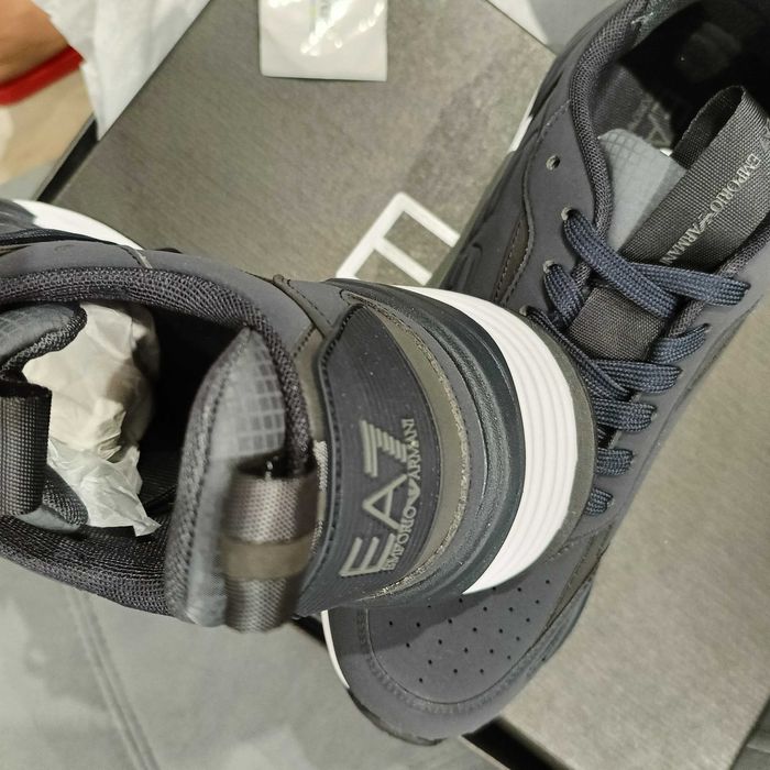 Emporio Armani Sneakersy NOWE rozmiar 42