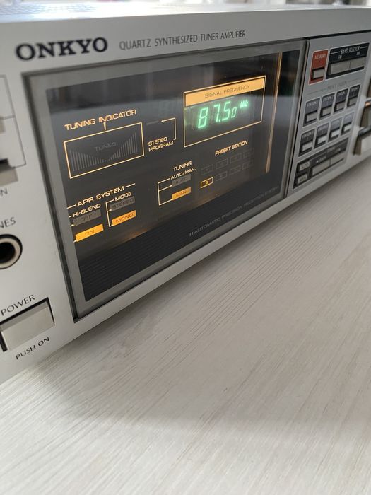Amplituner Onkyo TX-25