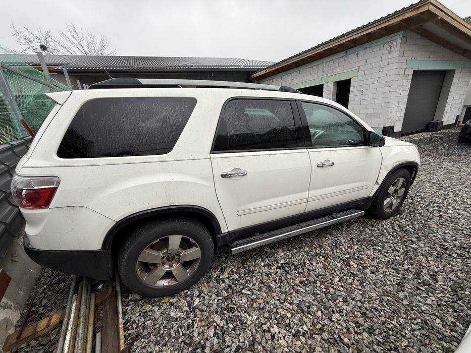 GMC Akadia 2011 потребує заміни двигуна