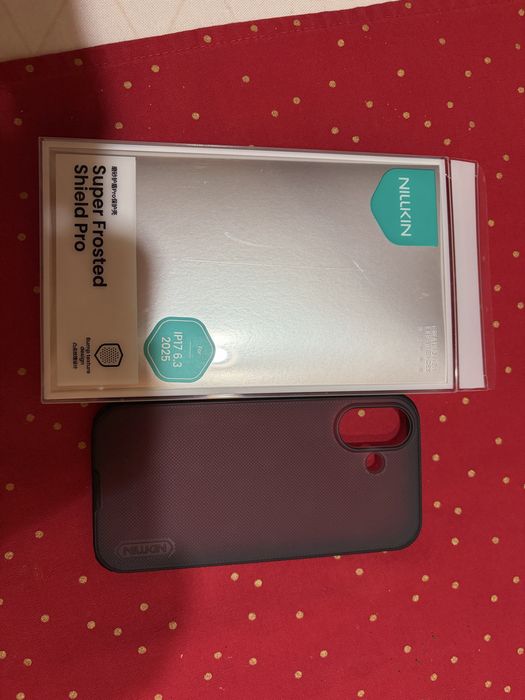 Чехол nillkin iphone 17