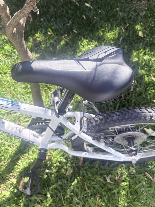 Bicicleta BTWIN allterrain 20x1.95