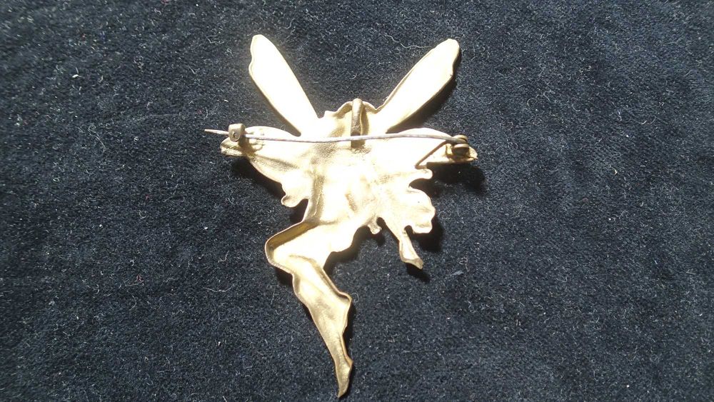 Pregadeira antiga Arte Nova