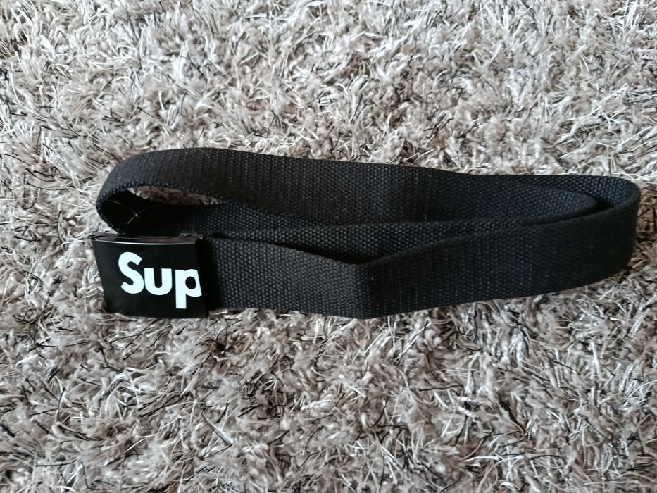 Czarny pasek supreme