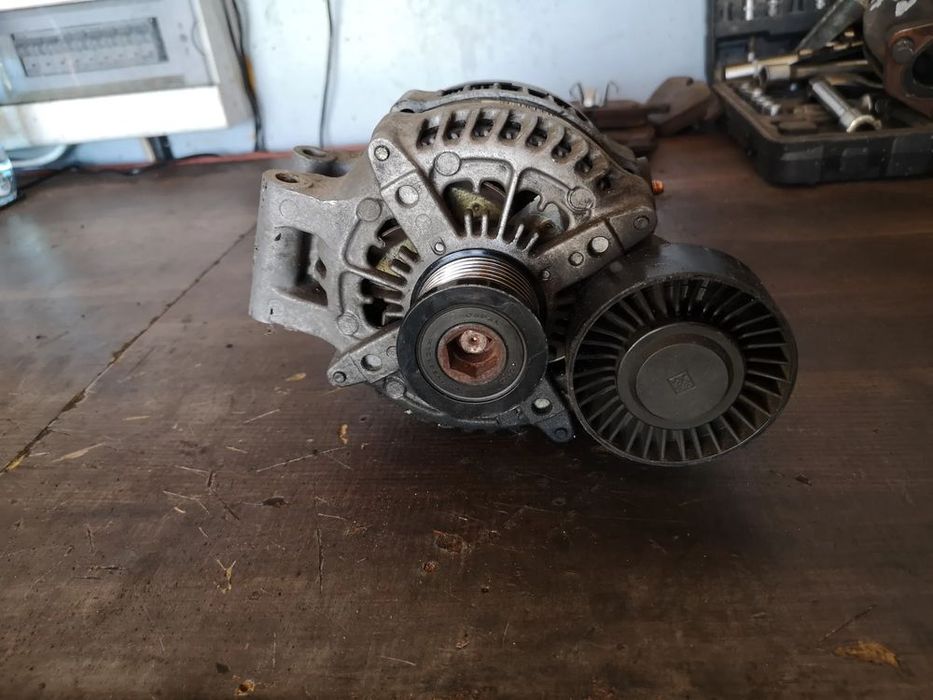 alternator denso 7550468 2.0i n43 bmw seria e90 e91 e92 e93 e81 e82 e87 e88