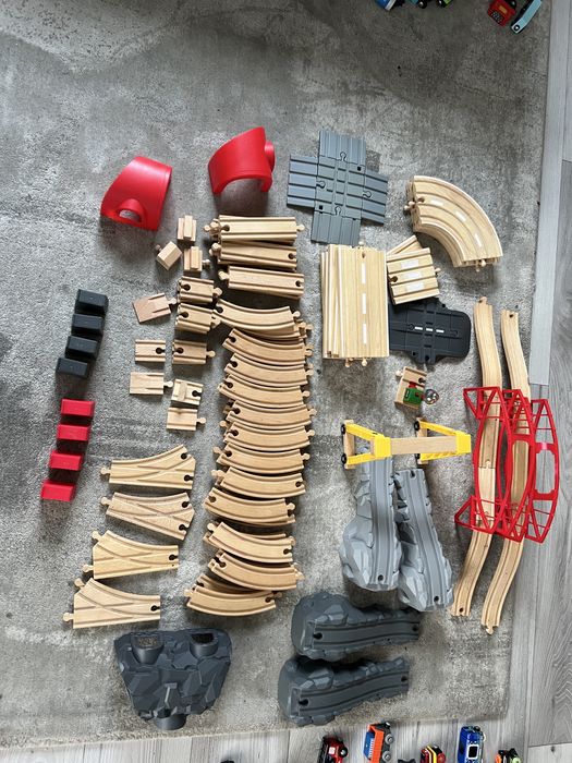 Tory, tunele, skrzyżowania, suwnice, stopnice, zjazdy BRIO