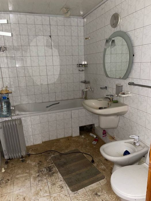 Ділянка 10 соток та великий будинок на Шатилівці (Саржин Яр)