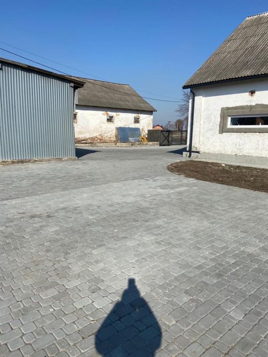 Продаж! Складське приміщення . С. Угри ( дорога на Шегині)