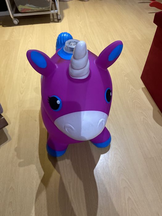 Unicornio saltotao. Comprei a minha filha nao gostou