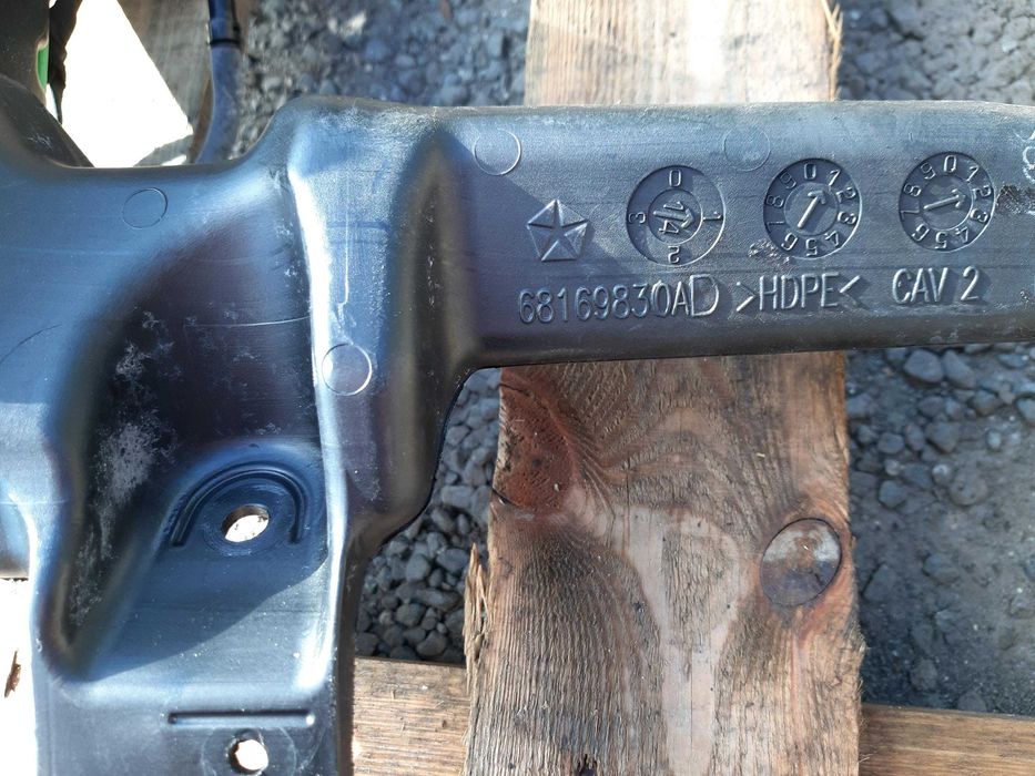 zbiornik spryskiwacza Dodge Ram 14-19r 3.0 CRD  zbiorniczek