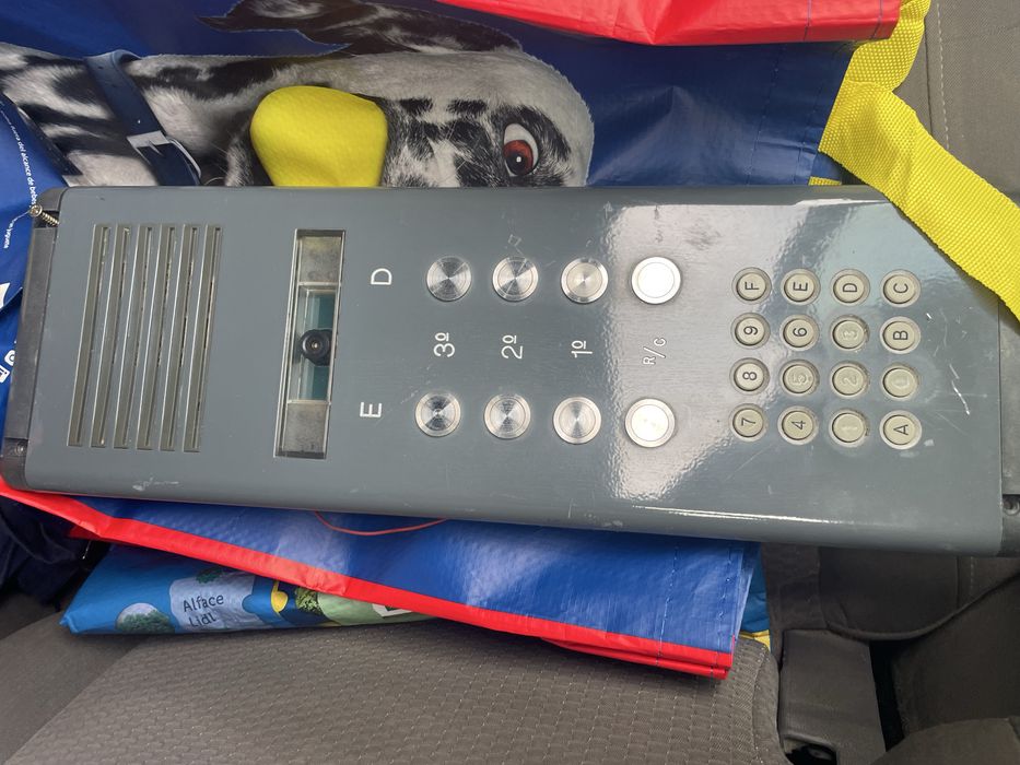Videoporteiro telefone fermax usados