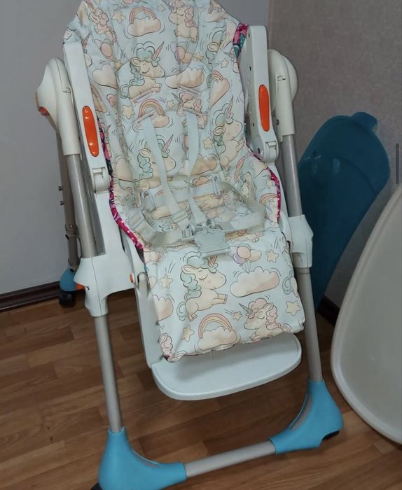 Столик для годування Chicco