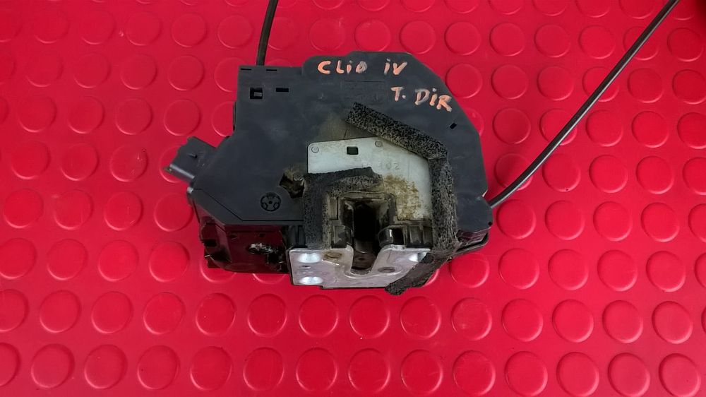Fechadura / Fecho Porta Trás Direito 825000767R - RENAULT CLIO IV