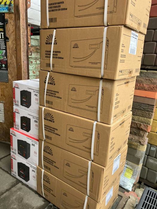 Стабілізатор напруги  Vitals