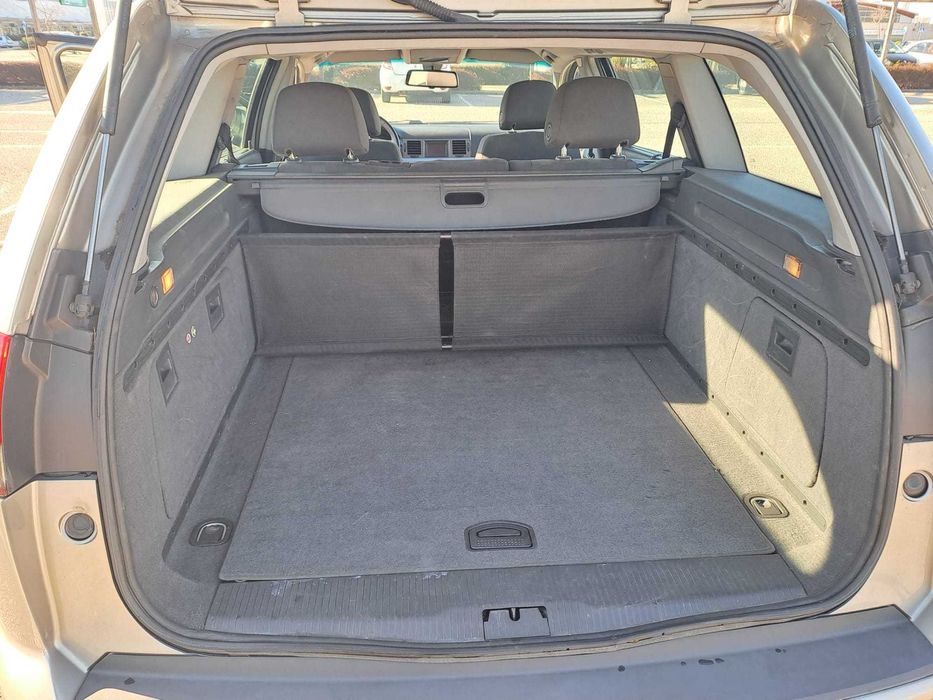 Opel Vectra SW 1.9TDI 150Cv