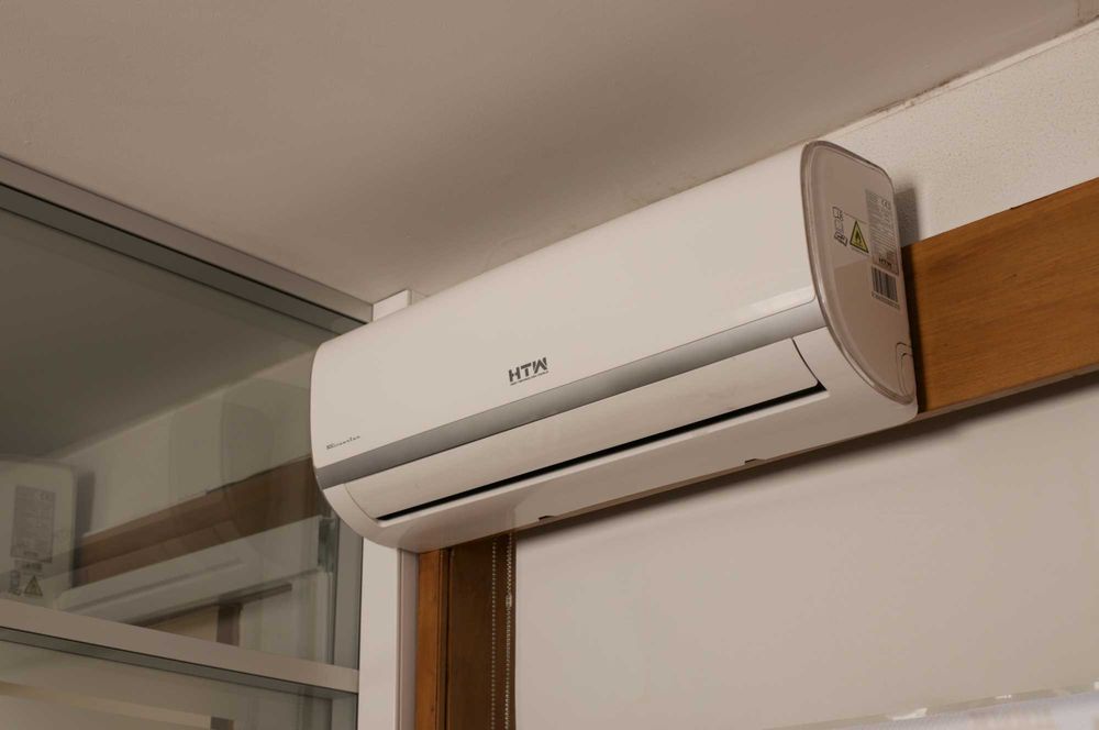 Ar condicionado HTW Inverter Multisplit (2 unidades interiores) em excelente estado!