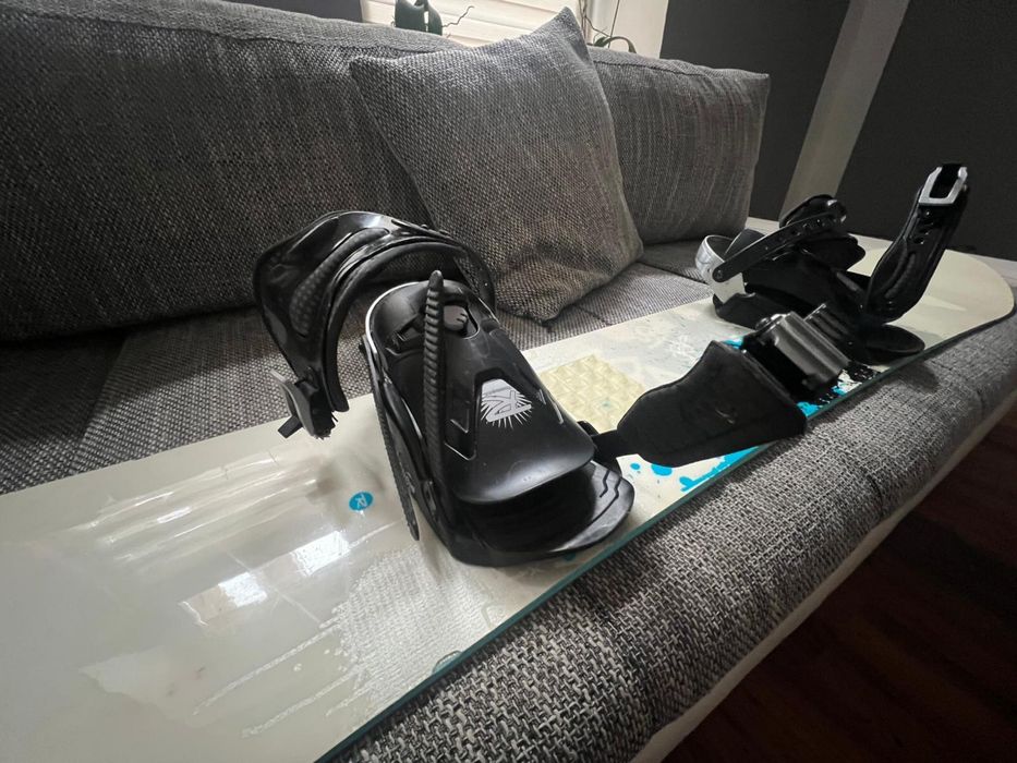 Deska snowboardowa Rossignol district 160cm z wiązaniami