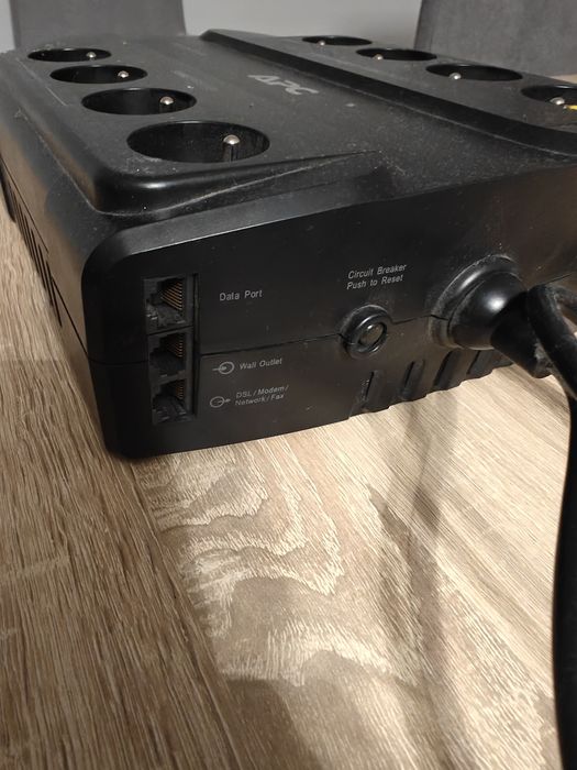 Zasilacz awaryjny APC UPS Back-UPS ES 550