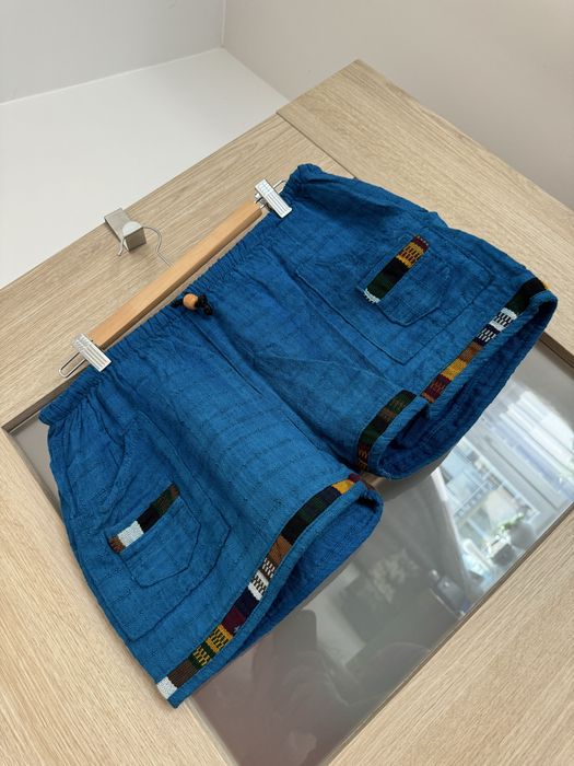 NOWE Krótkie niebieskie spodenki szorty Boho etno aztec