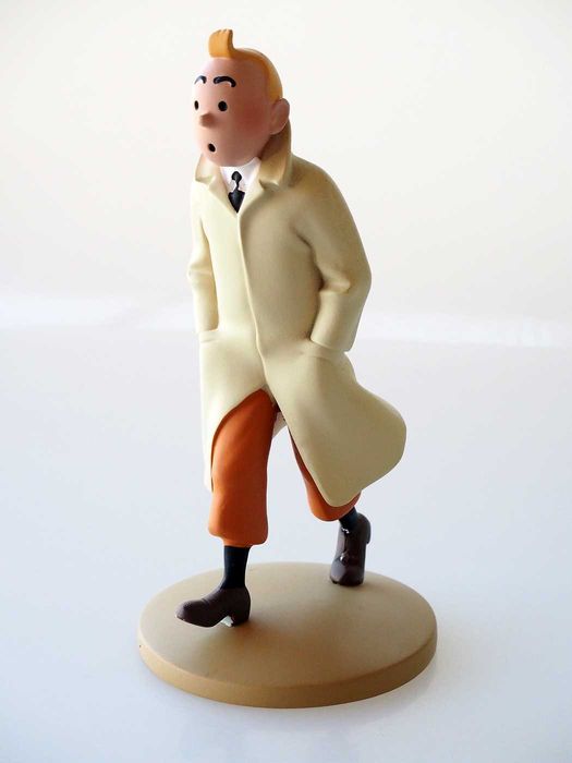 Estatueta de Tintin + Respetivo Livro e Passaporte