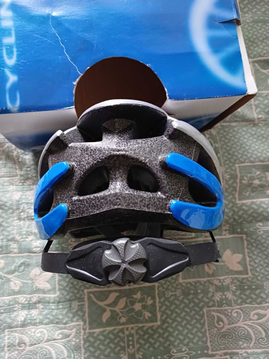 Спортивний велосипедний шолом