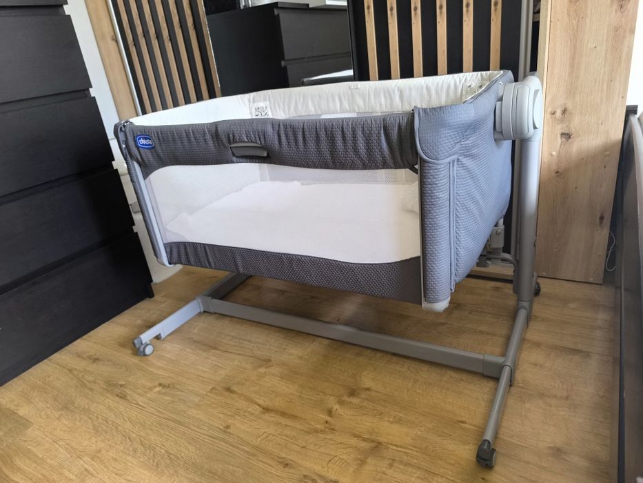 Łóżeczko Chicco next2me magic