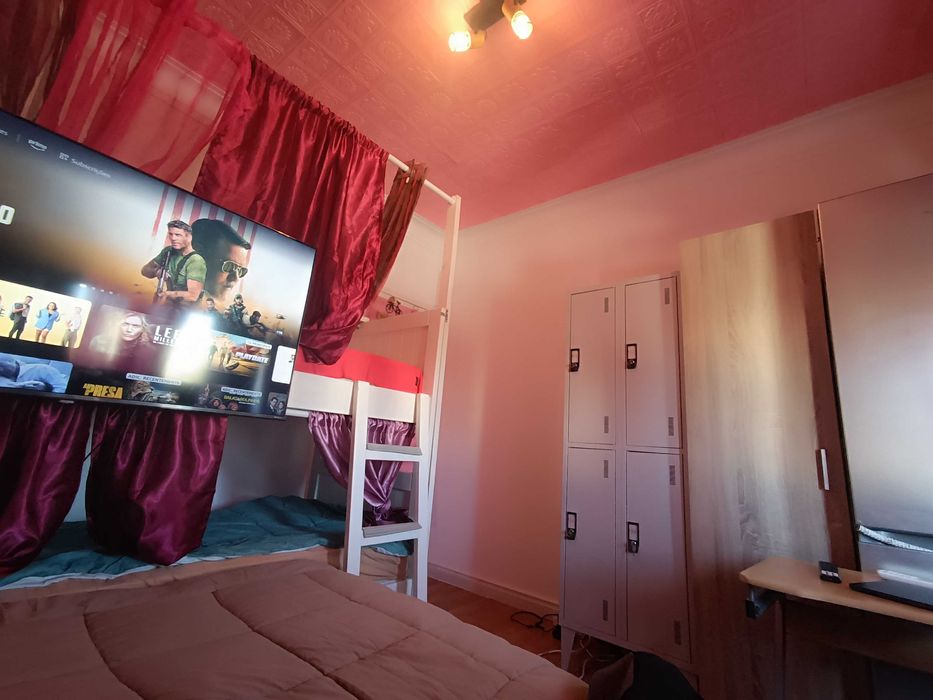 Quarto Privado Triplo c/ Cama Casal