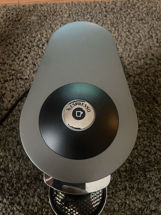 DELONGHI Nespresso Vertuo Plus ENV150.B Preto