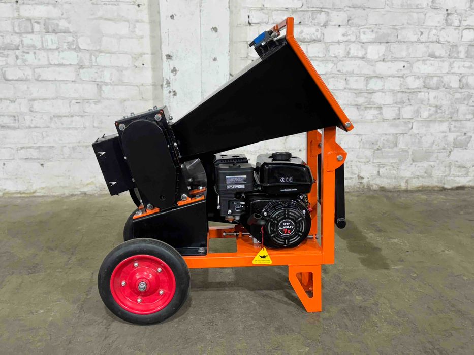 Дробилка веток,дробарка гілок ДВ60Б