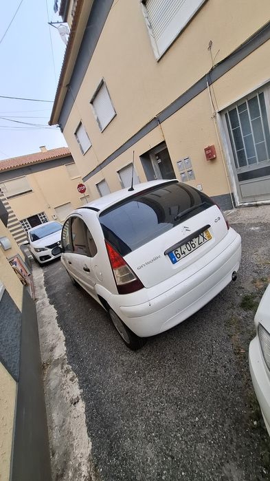 VENDO carro bom barato C3 2005