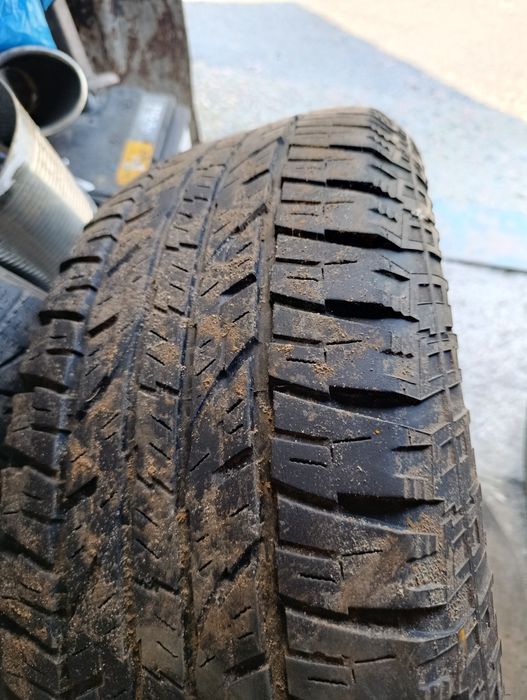 Шини 255/65R16 YOKOHAMA GeolandarA/T