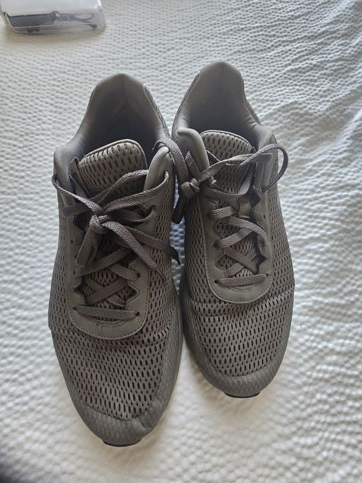 Skechers Arch fit 47 oddychające