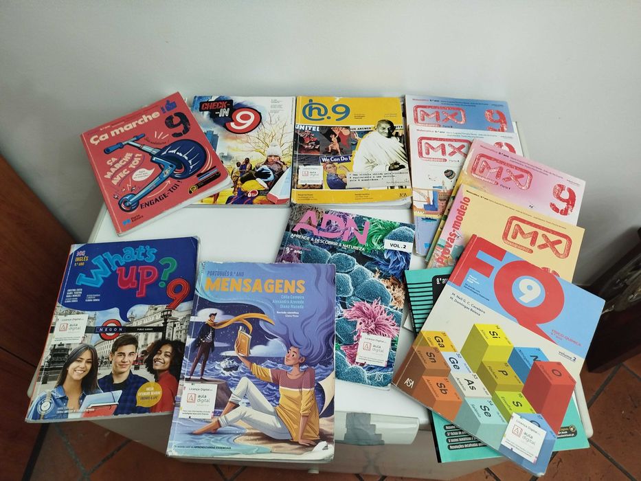 Livros escolares 9.o ano