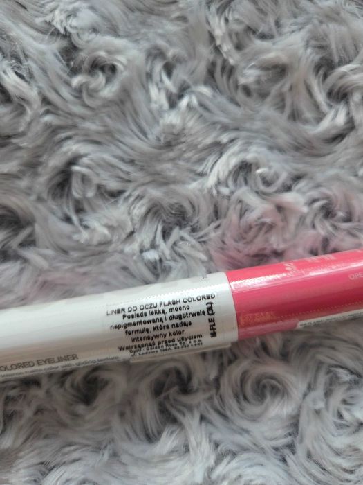 Różowy eyeliner Flash Liner Golden Rose Pink Blaze 3,5 ml