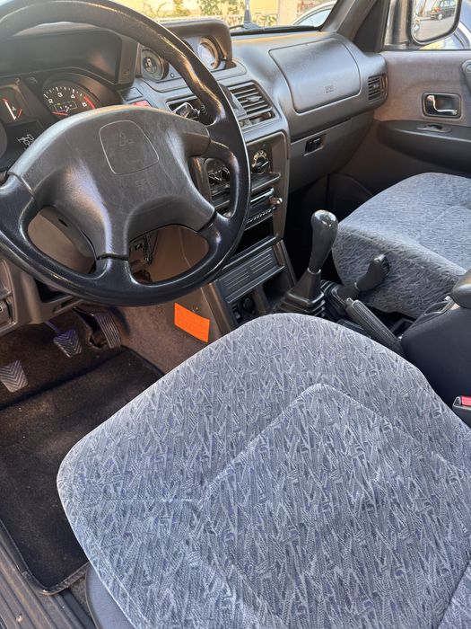 Mitsubishi pajero 2800 gls/191000kms/ler descrição