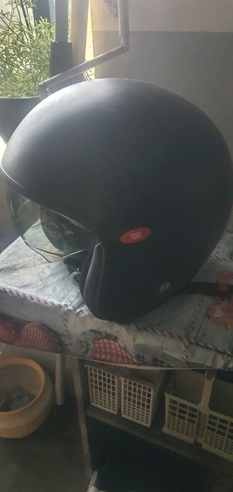 Capacete mota como novo