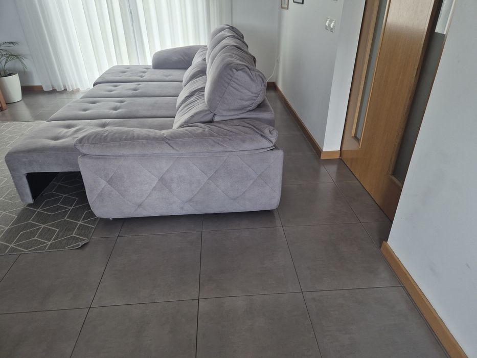 Sofa com chaise longue