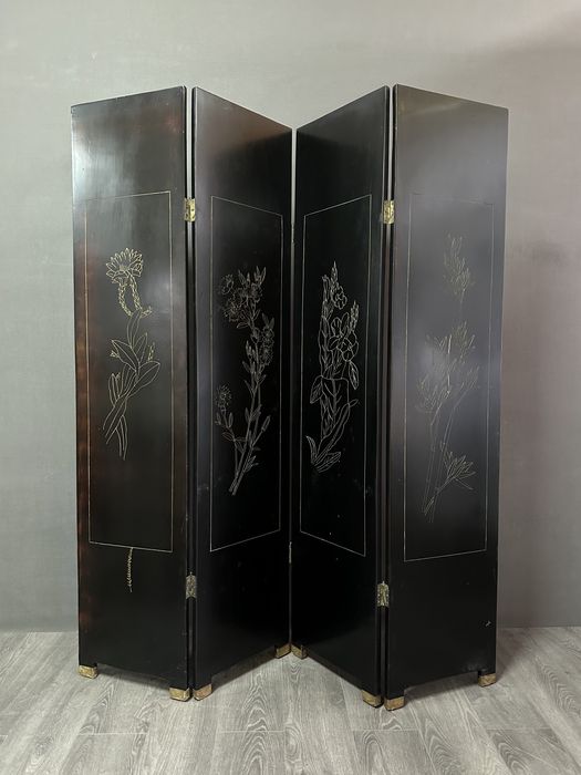 Вінтажна ширма в азіатському стилі