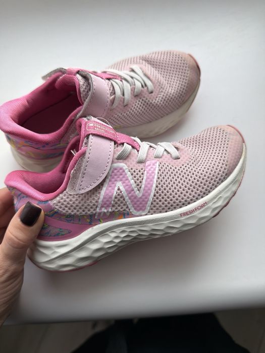Дитячі кросівки new balance