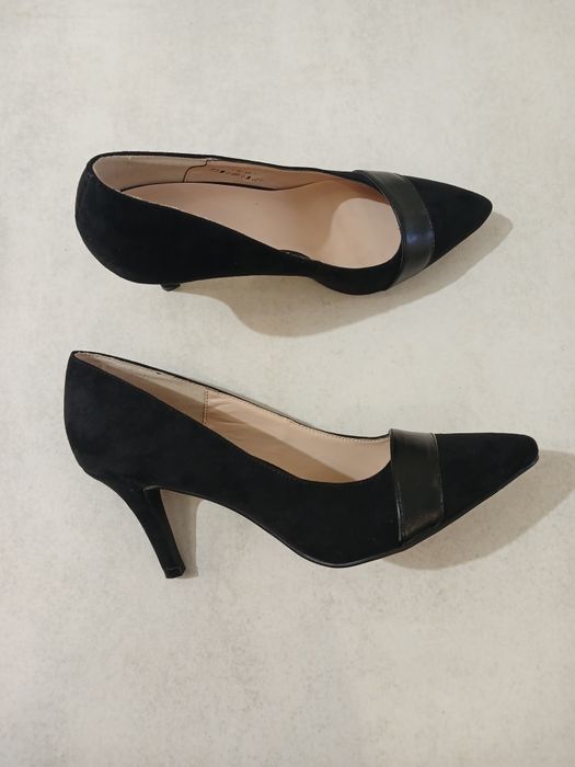 Чорні туфлі лодочкі 40р