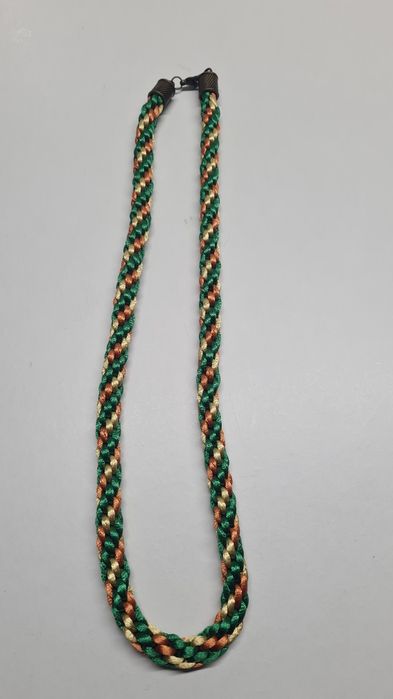 Colares kumihimo em fio de seda