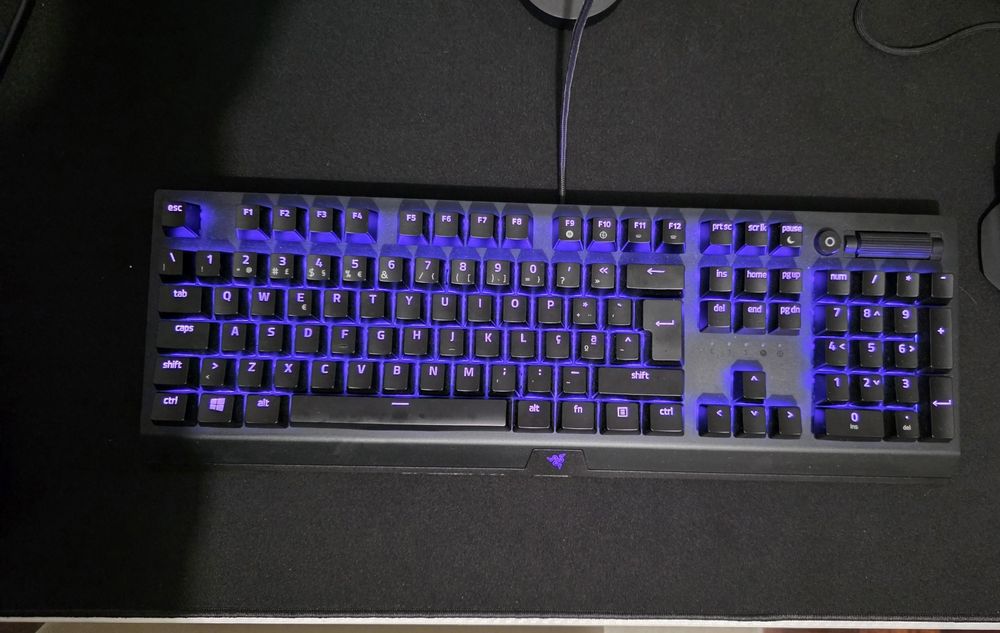 Teclado mecânico Razer Blackwidow V3