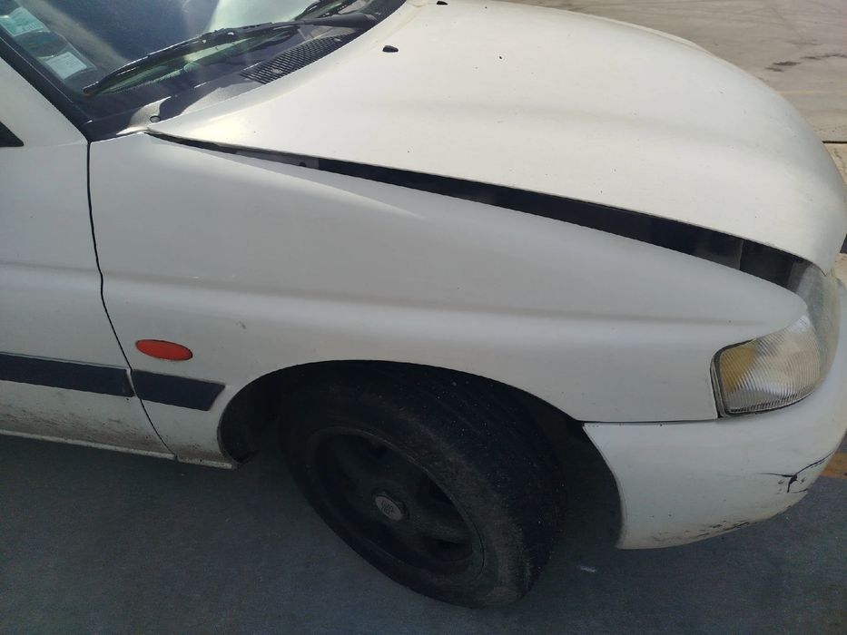 Guarda-lamas direito FORD Escort 95 (VI) Van (AVL)