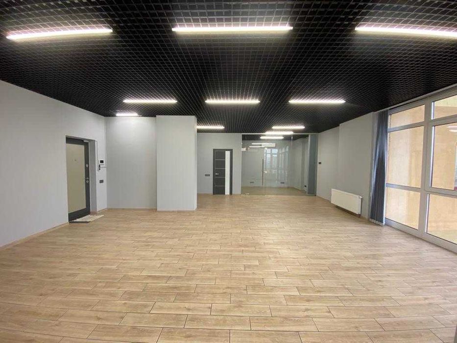Офіс 100 кв.м. метро Печерська, вулиця Коновальця 36-Е. Печерськ